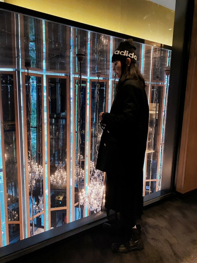 L’IDIOT RESTA 驢子餐廳東區插旗賦樂旅居，八盞水晶燈陪我浪漫慶生