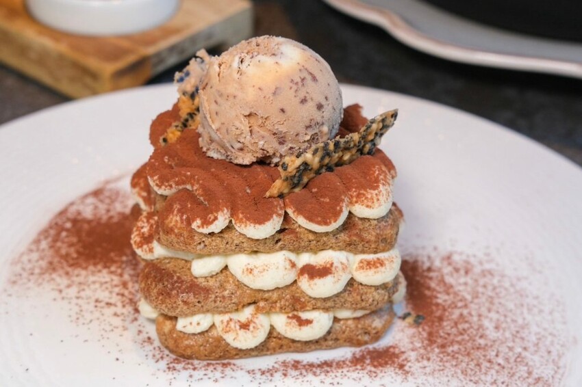 驢子餐廳 ｜台北最正宗的義大利料理，挑戰比臉大的巨無霸戰斧豬排! - 肉依小姐吃什麼