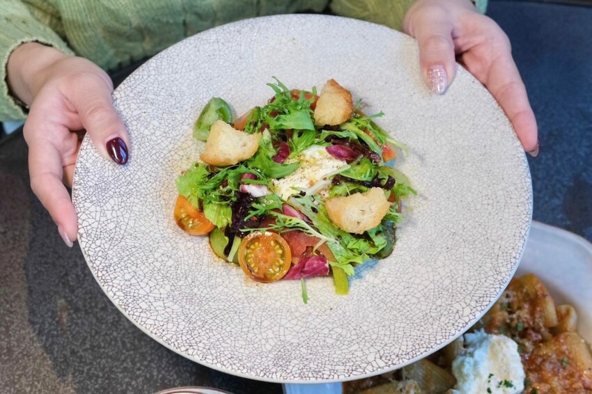 驢子餐廳 ｜台北最正宗的義大利料理，挑戰比臉大的巨無霸戰斧豬排! - 肉依小姐吃什麼