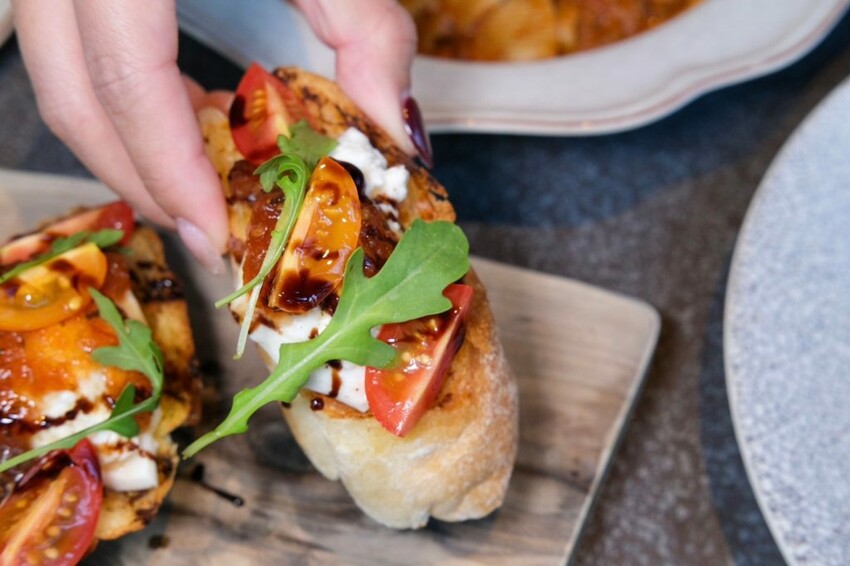 驢子餐廳 ｜台北最正宗的義大利料理，挑戰比臉大的巨無霸戰斧豬排! - 肉依小姐吃什麼