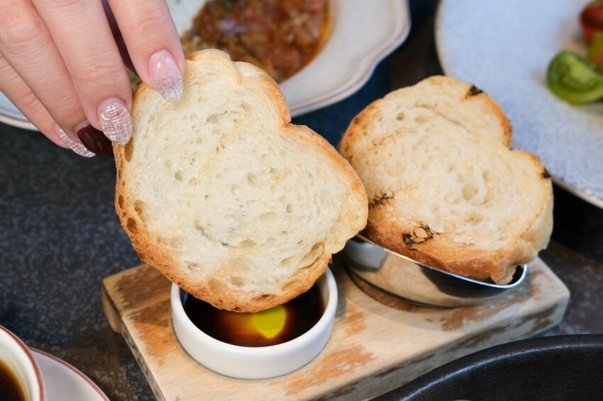 驢子餐廳 ｜台北最正宗的義大利料理，挑戰比臉大的巨無霸戰斧豬排! - 肉依小姐吃什麼