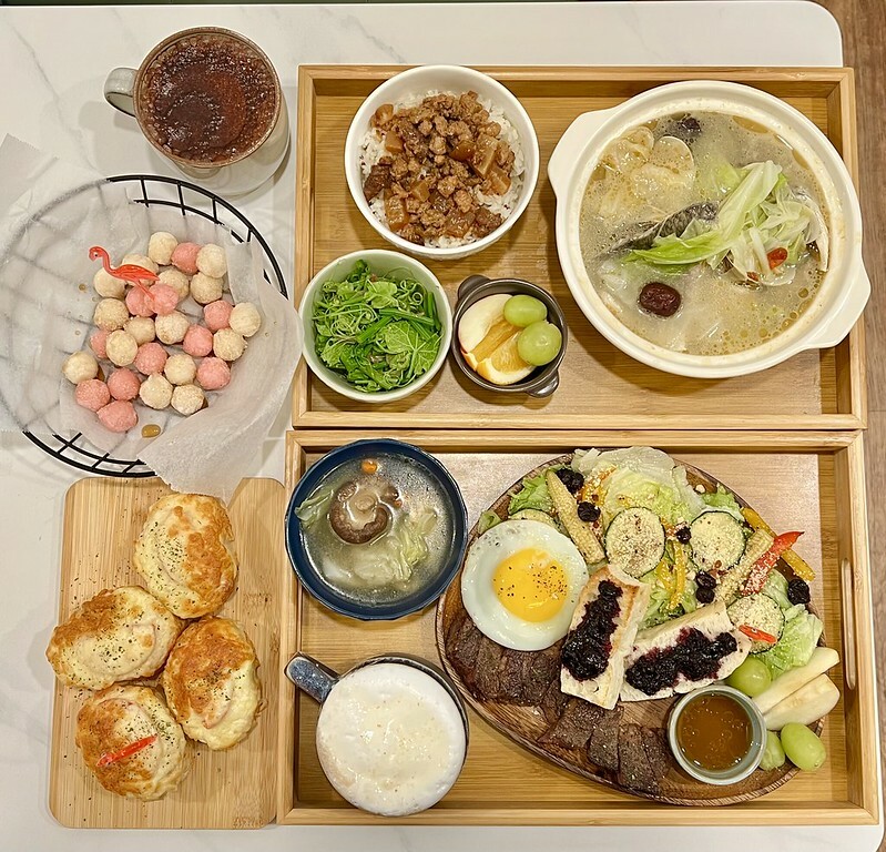 +（永和美食）啥湯～超暖鮮甜鱸魚煲湯、大份量健康早午餐、香濃順口得獎髒咖啡～捷運永安市場一分鐘就到！啥湯菜單 What’s soup