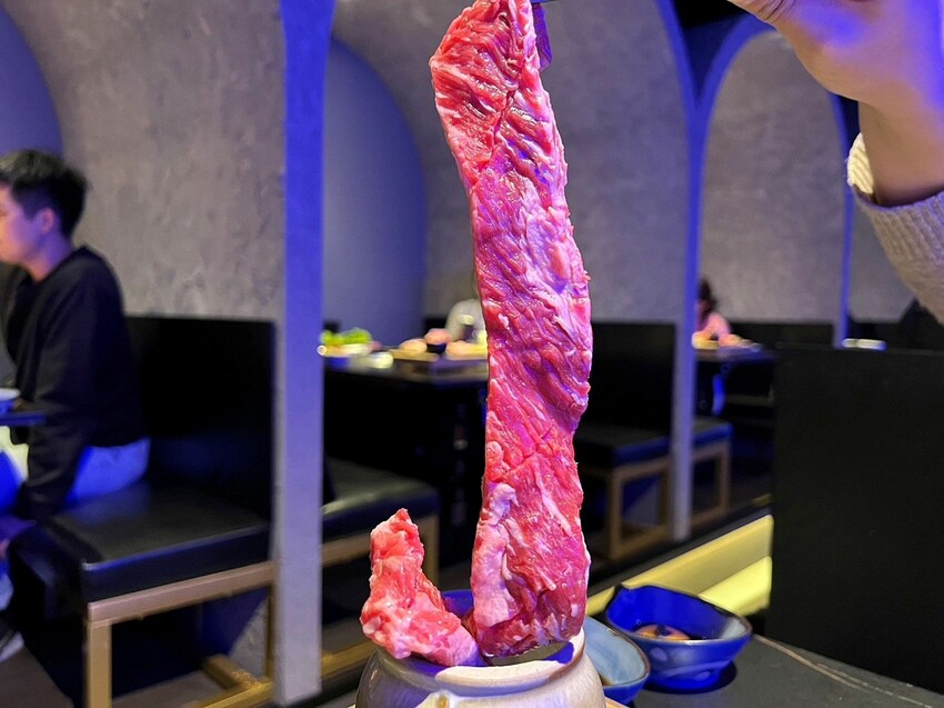 好吃到不行、要訂位才吃的到❗新竹美食，山上走走日式無菜單燒肉專門店，精緻又不貴的海底世界燒肉饗宴