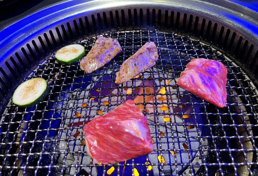 好吃到不行、要訂位才吃的到❗新竹美食，山上走走日式無菜單燒肉專門店，精緻又不貴的海底世界燒肉饗宴