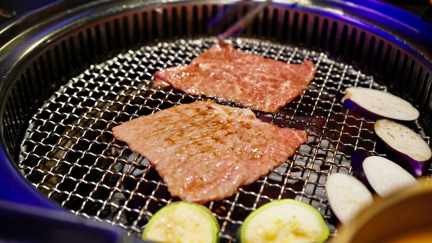 [新竹美食] 山上走走 日式無菜單燒肉｜新竹超強無菜單和牛燒肉！超過三千則評論！