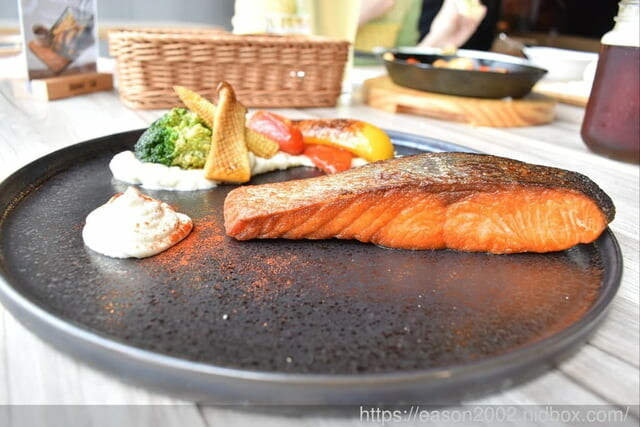 板橋捷運府中站美食 | 默爾 pasta pizza(誠品新板店） 義大利麵燉飯料理推薦