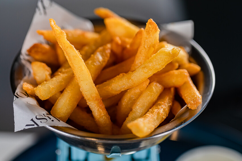 左營網美餐廳 – 北歐北歐 x 異國優美氛圍 潔白北歐風 最佳約會聖地 令人想不到的創意料理 精緻下午茶 免費