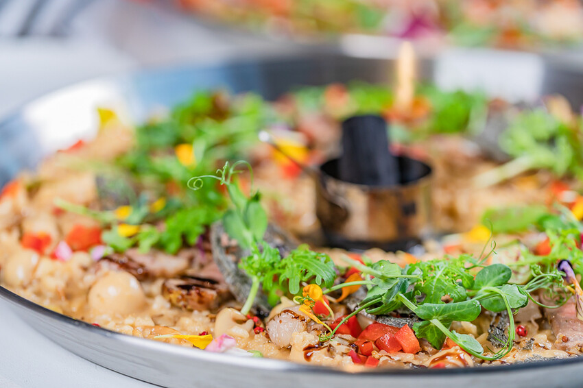 左營網美餐廳 – 北歐北歐 x 異國優美氛圍 潔白北歐風 最佳約會聖地 令人想不到的創意料理 精緻下午茶 免費