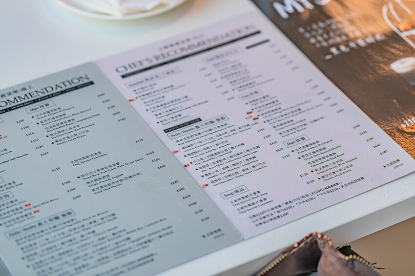 左營網美餐廳 – 北歐北歐 x 異國優美氛圍 潔白北歐風 最佳約會聖地 令人想不到的創意料理 精緻下午茶 免費