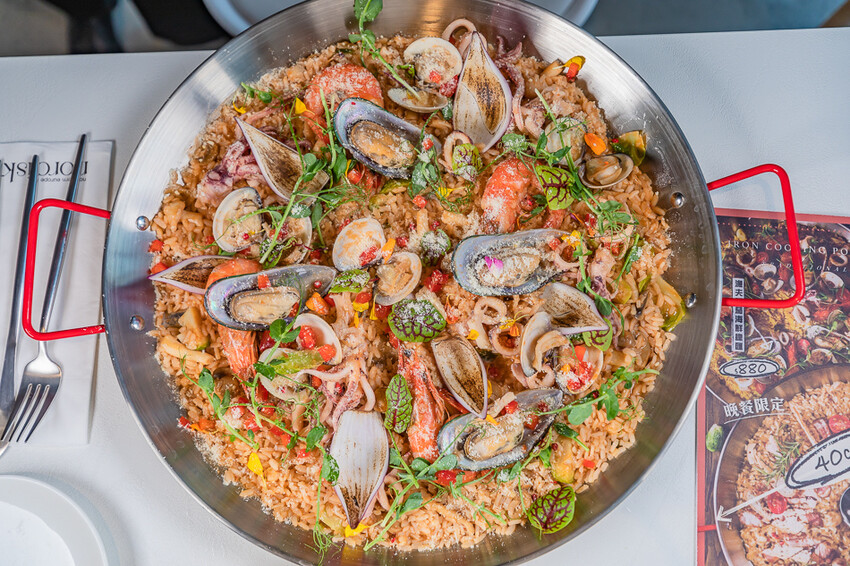 左營網美餐廳 – 北歐北歐 x 異國優美氛圍 潔白北歐風 最佳約會聖地 令人想不到的創意料理 精緻下午茶 免費