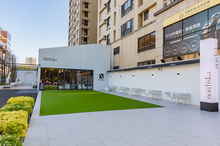 左營網美餐廳 – 北歐北歐 x 異國優美氛圍 潔白北歐風 最佳約會聖地 令人想不到的創意料理 精緻下午茶 免費