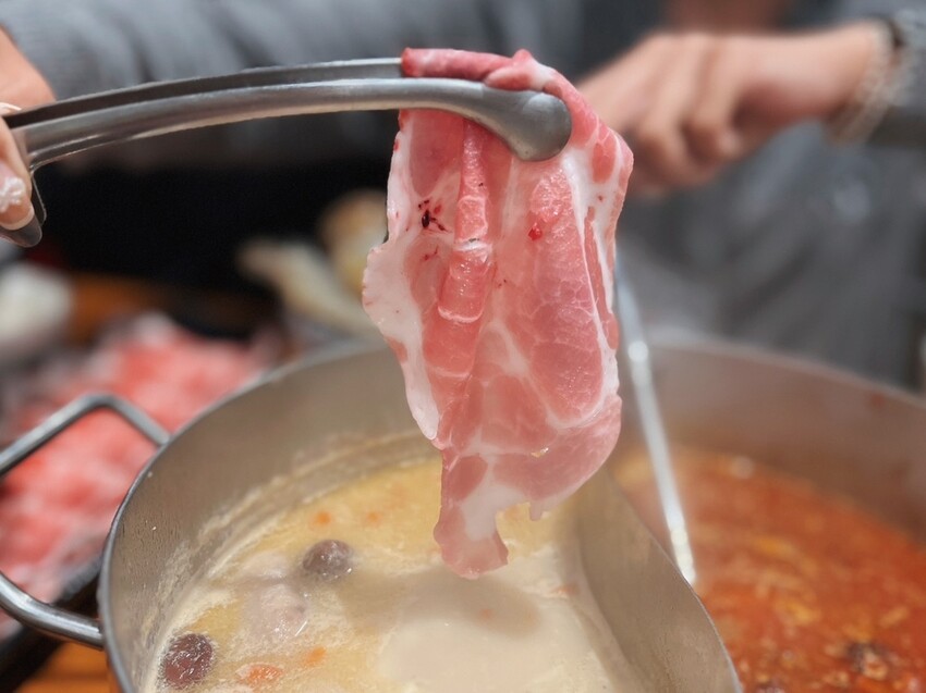 [ 桃園食記 ] 蒸煮流胡椒豬肚雞鍋｜桃園好喝胡椒豬肚雞推薦