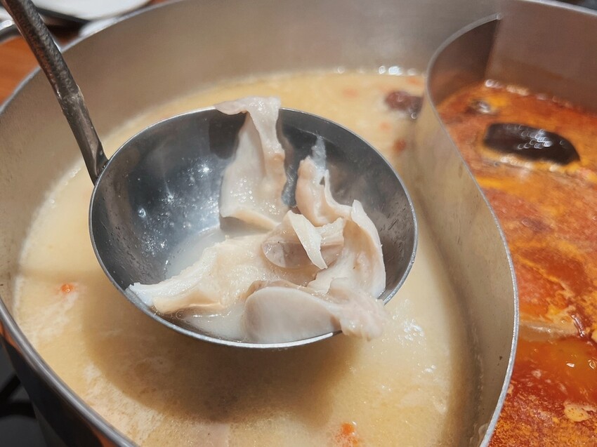 [ 桃園食記 ] 蒸煮流胡椒豬肚雞鍋｜桃園好喝胡椒豬肚雞推薦