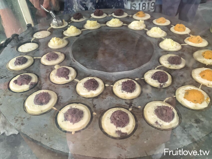彰化無名紅豆餅⟩五元的紅豆餅，料多味美不甜膩 – 彰化美食 @果果愛Fruitlove