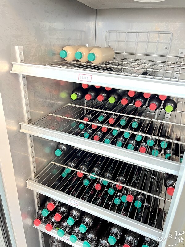 宜蘭玉里臭豆腐礁溪旗艦店》酥脆外皮超唰嘴,泡菜+蘿蔔絲+九層塔一起吃更對味｜點餐攻略,營業時間,菜單價目