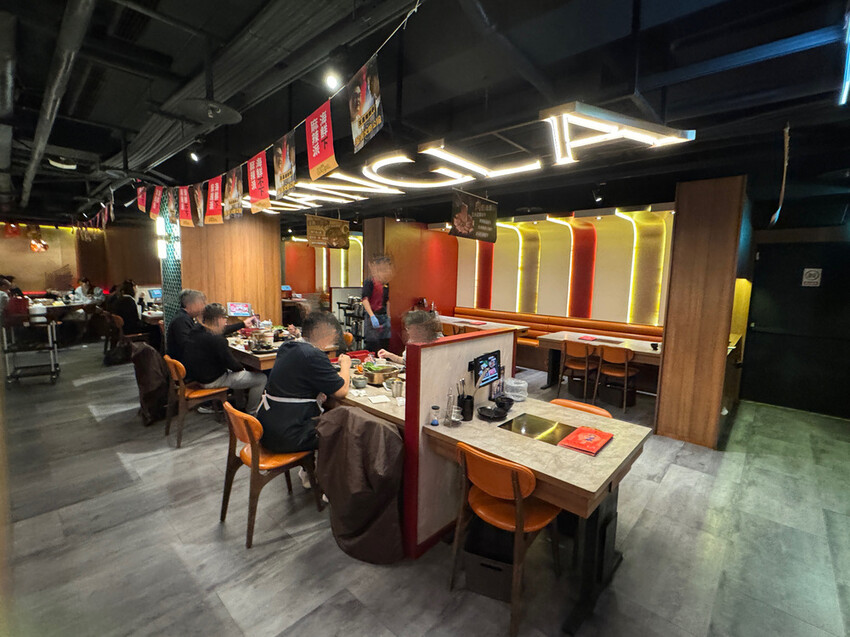 【台北萬華美食】嚮辣台北西門店,和牛肉吃到飽只要798, 【台北萬華美食】嚮辣台北西門店,和牛肉吃到飽只要798,