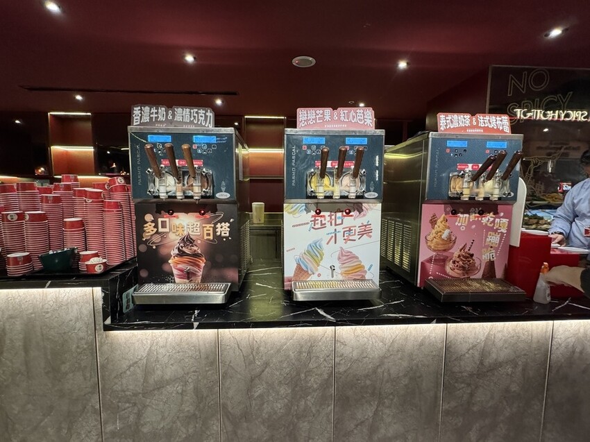 【台北萬華美食】嚮辣台北西門店,和牛肉吃到飽只要798, 【台北萬華美食】嚮辣台北西門店,和牛肉吃到飽只要798,