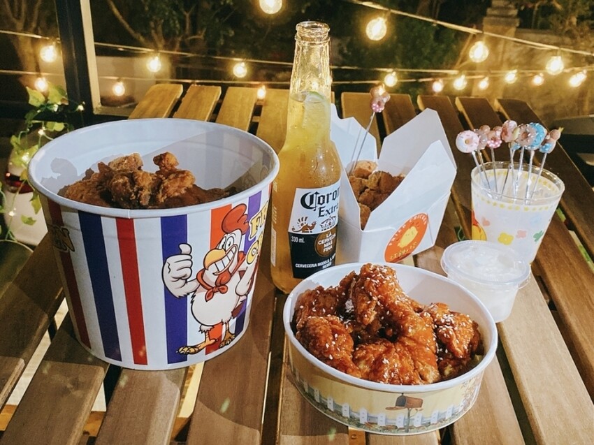 金門氣氛美食餐廳懶人包！ AROMA 義式創意料理 、夜貓、糖圈圈、炸雞x控、 K beer（談醺室）、夢酒館，早、