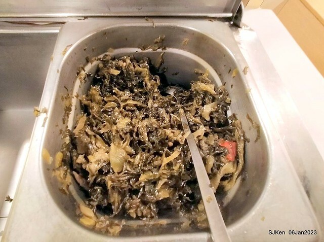 「三商巧福」敦北店---新品上市「香滷豬棒腿麵」(Pork legs noodle store, Taipei, Taiwan, SJKen, Jan 6, 2022.