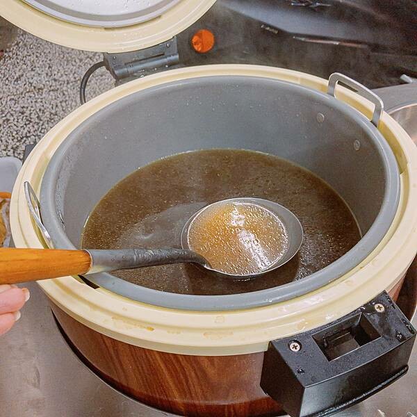 新北 五股區 豐雞號 五股店 港式油雞便當 外帶 3.jpeg