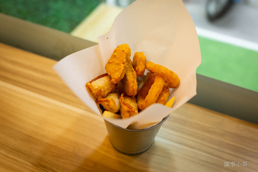 內壢早午餐推薦-醬饌燒肉蛋吐司，抹上獨家烤肉醬汁的各式美味燒肉吐司！活力滿點而且大碗好吃的各式丼飯！連手工蔥油餅跟炒麵都好好吃啊～ @圍事小哥的幸福相框