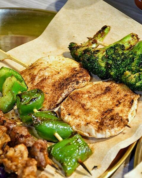 【台北串燒】焦糖楓串燒 通化直營店,台式宵夜、平價串燒第一品牌,精選私廚海鮮,台北好吃串燒首選,台北小酌聚餐選擇