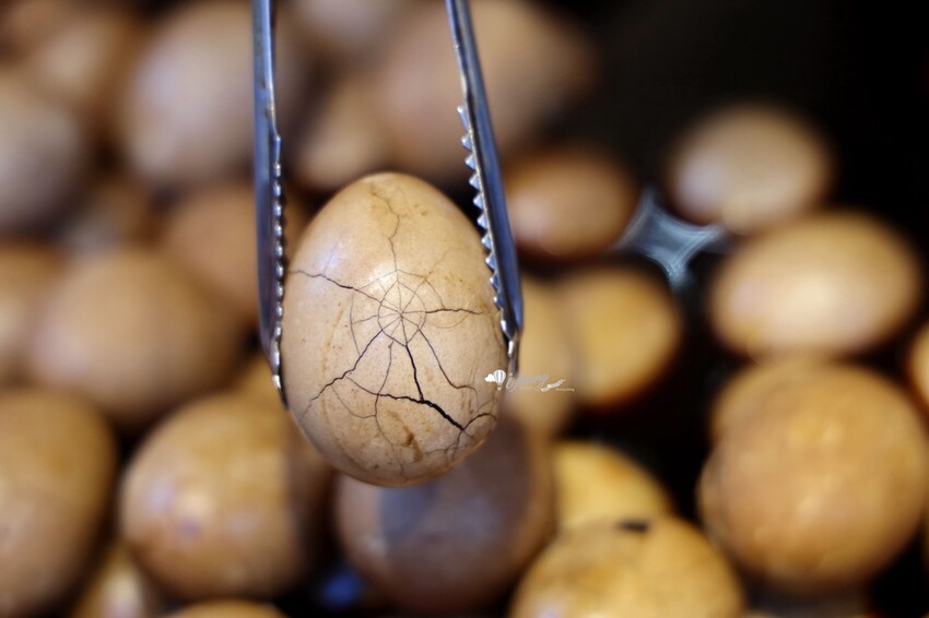 南投日月潭美食 | 阿伯茶葉蛋  流淚菇 水社碼頭茶葉蛋推薦/日月潭必吃