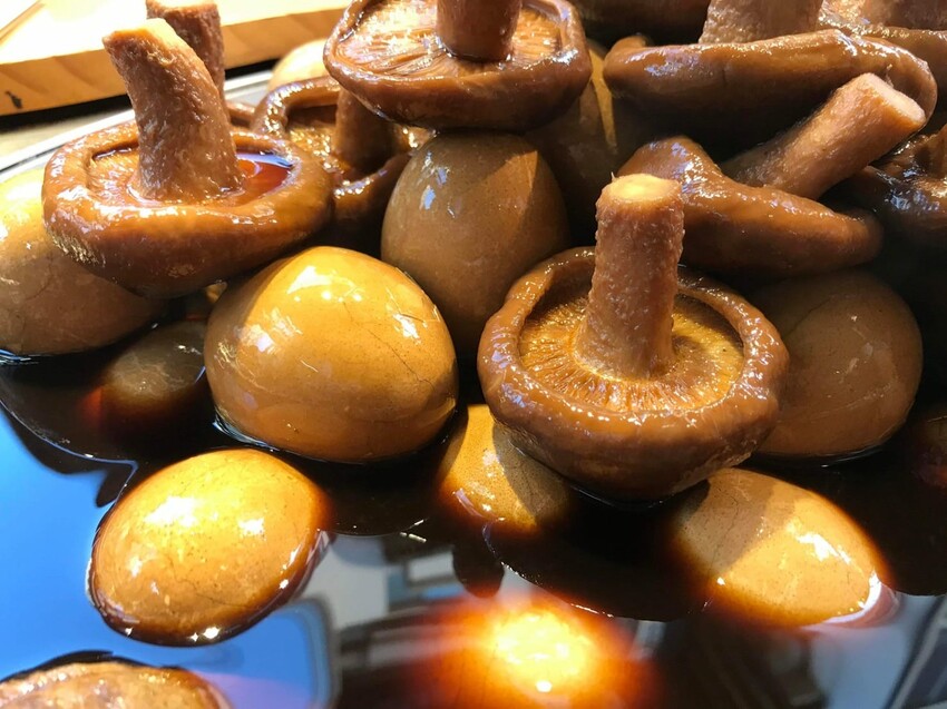 南投日月潭美食 | 阿伯茶葉蛋  流淚菇 水社碼頭茶葉蛋推薦/日月潭必吃