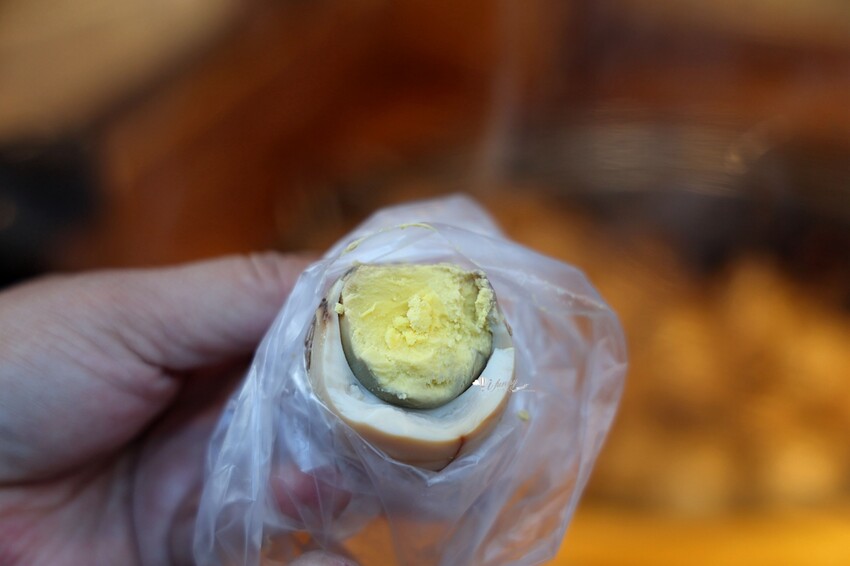 南投日月潭美食 | 阿伯茶葉蛋  流淚菇 水社碼頭茶葉蛋推薦/日月潭必吃