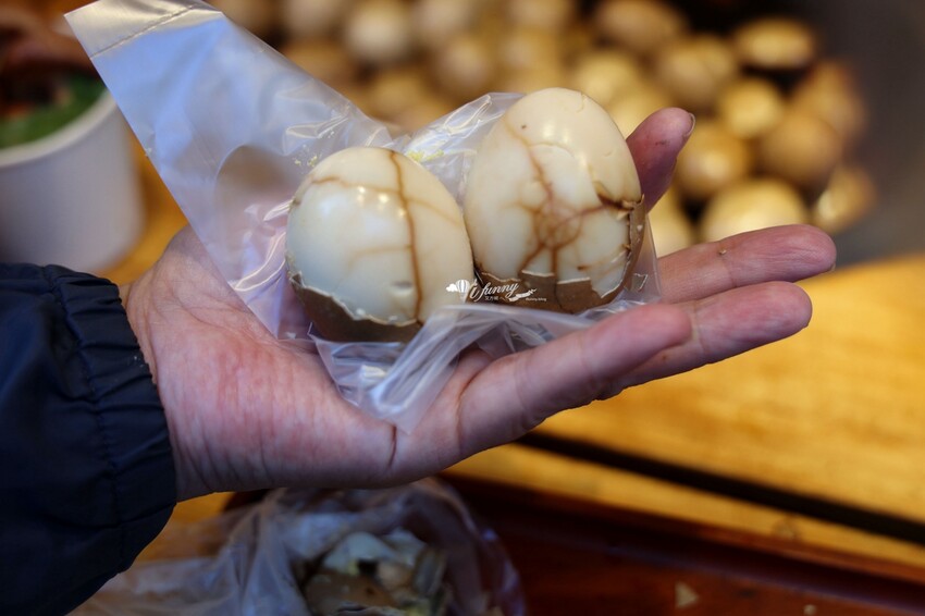 南投日月潭美食 | 阿伯茶葉蛋  流淚菇 水社碼頭茶葉蛋推薦/日月潭必吃