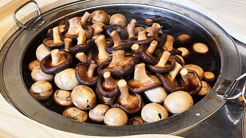 日月潭小吃精選　阿伯茶葉蛋與流淚菇，日月潭最受歡迎散步美食