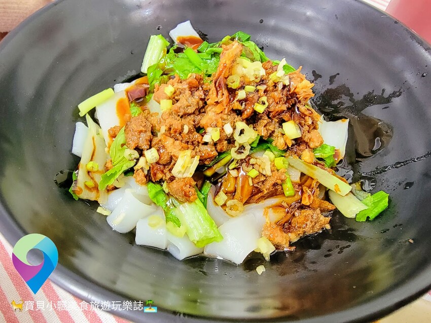 [食]花蓮 華玉冰菓店 在地美味平價美食 不只賣冰 還有牛排、麵、飯、滷味~料好實在 旅途補充元氣好地方