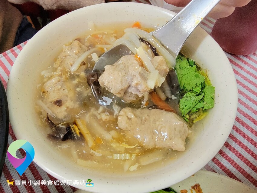 [食]花蓮 華玉冰菓店 在地美味平價美食 不只賣冰 還有牛排、麵、飯、滷味~料好實在 旅途補充元氣好地方