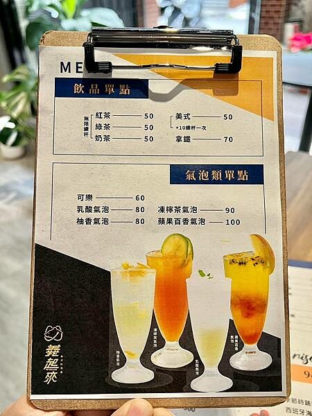 LINE_ALBUM_202318 _6_230109_2.jpg