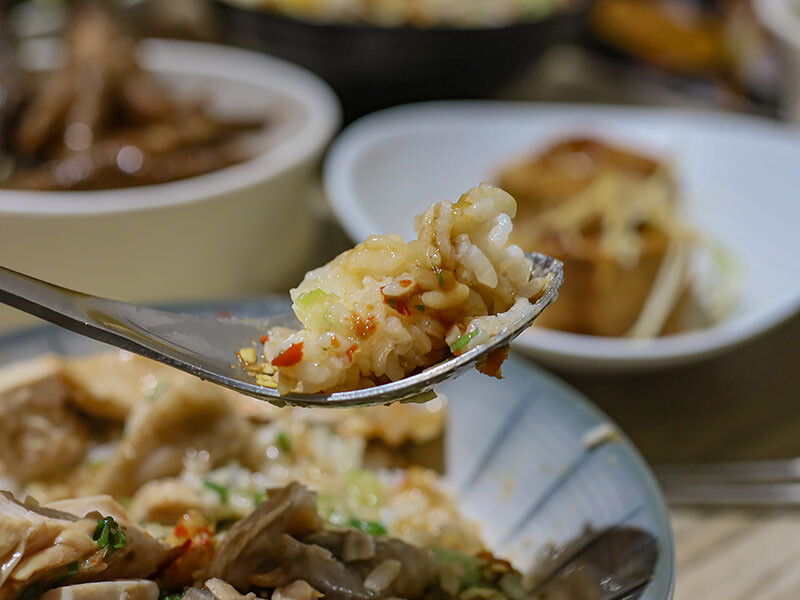雞肉飯$60元起吃好味雞肉，蔥鹽雞肉切盤大份量CP高超划算~媽媽群組瘋傳今晚回家吃雞