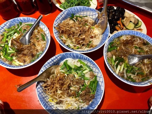 墾丁大街晚餐_200731.jpg