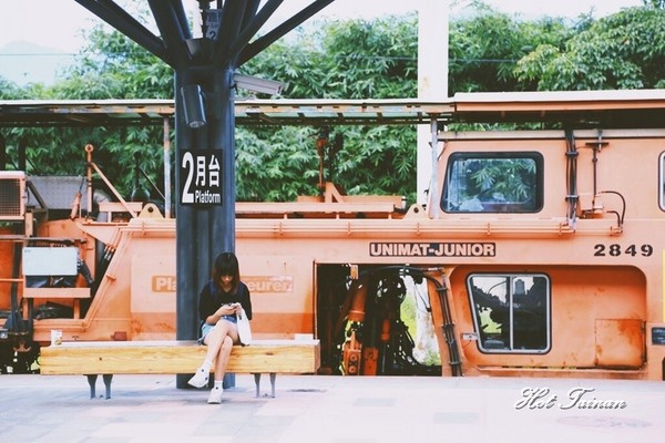 鹿野車站(Lu-Ye Station)：【台東景點】鹿野車站小旅行，帶妳看見不一樣的城鄉車站