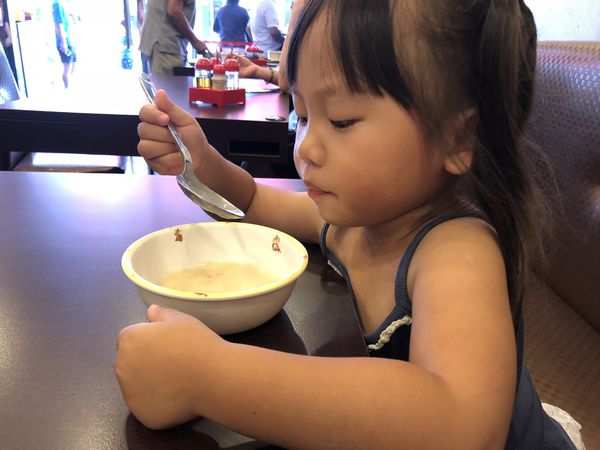 ●高雄食記●北平楊寶寶蒸餃/朝明路/肉汁爆漿不蓋你/北方麵食推薦