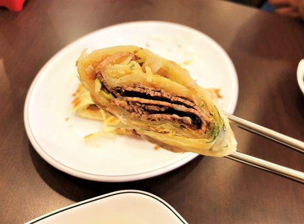 ●高雄食記●北平楊寶寶蒸餃/朝明路/肉汁爆漿不蓋你/北方麵食推薦