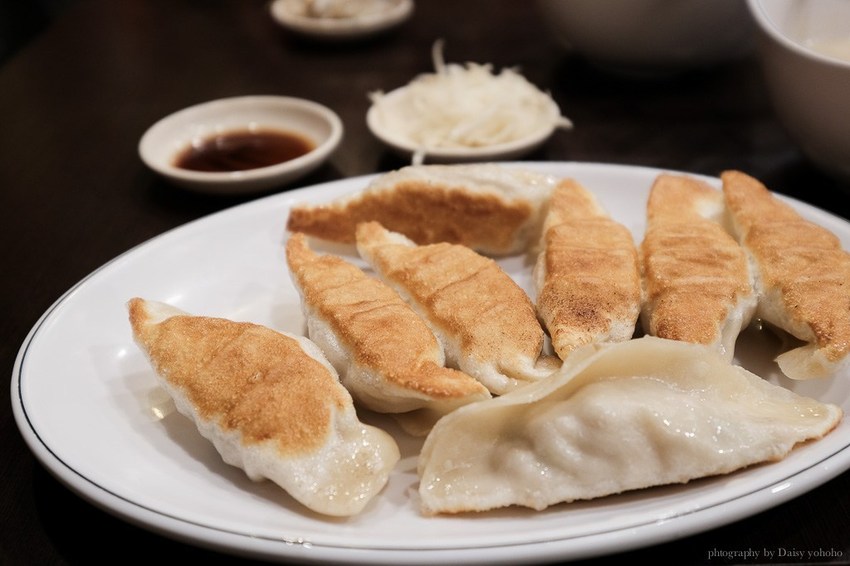 楊寶寶蒸餃, 楠梓北平楊寶寶蒸餃本店, 楠梓美食, 牛肉捲, 牛肉蒸餃, 楊寶寶菜單, 楊寶寶必吃