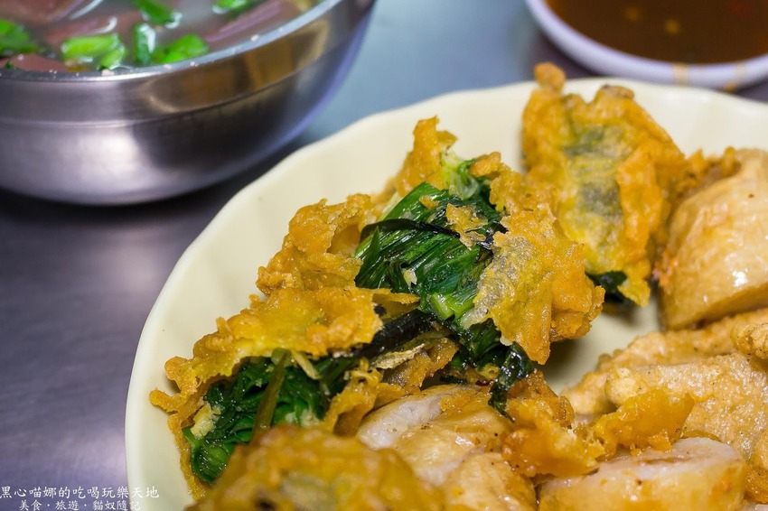 高雄左營︱舊城傳統美食　左營舊城城隍廟旁什麼都有的道地廟口小吃！！