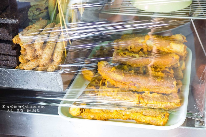 高雄左營︱舊城傳統美食　左營舊城城隍廟旁什麼都有的道地廟口小吃！！