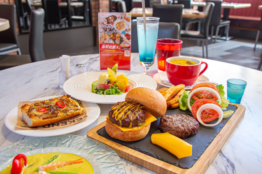 TASTy西堤牛排富國店，將布魯克林大橋搬進店裡啦!近捷運~聚會洽商的好選擇。 - 微笑Joe幸運