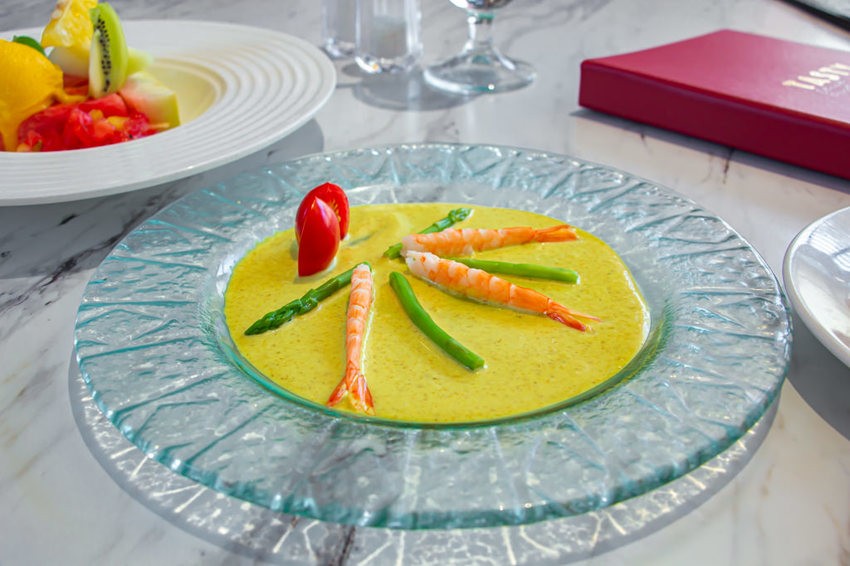 TASTy西堤牛排富國店，將布魯克林大橋搬進店裡啦!近捷運~聚會洽商的好選擇。 - 微笑Joe幸運