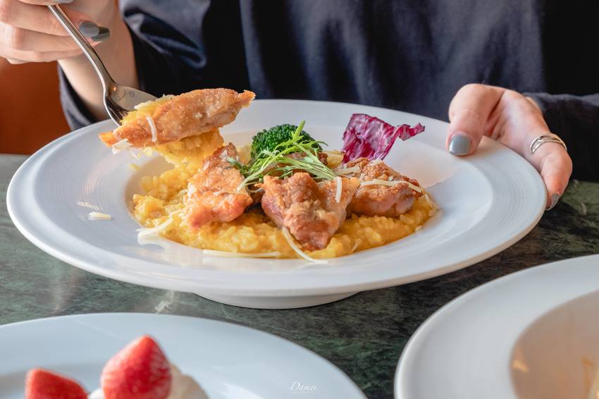 source: imgur.com 高雄左營|美國夏威夷毛伊咖啡館-老咖啡館獨特風味,冰滴咖啡深得我心