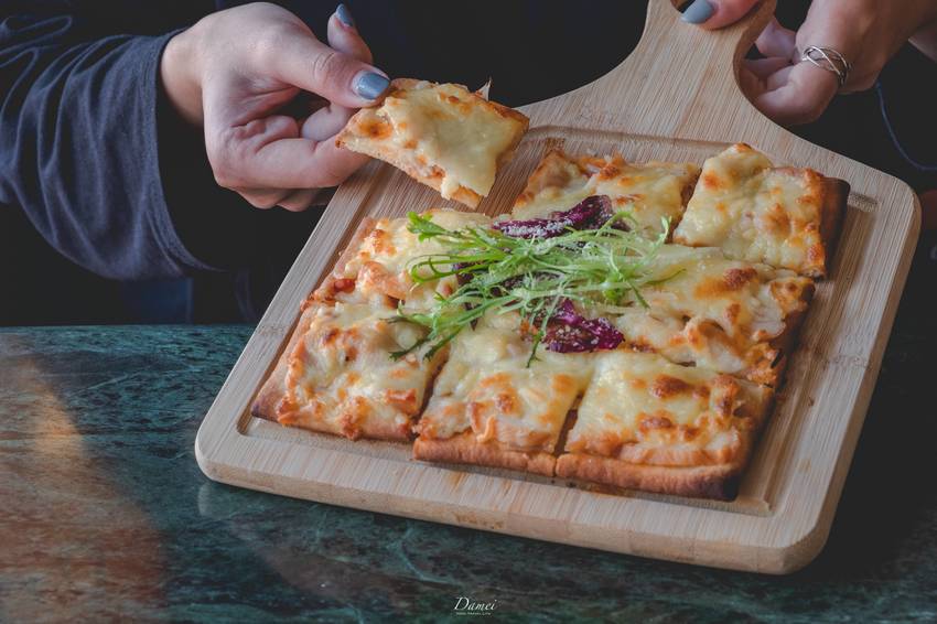 source: imgur.com 高雄左營|美國夏威夷毛伊咖啡館-老咖啡館獨特風味,冰滴咖啡深得我心