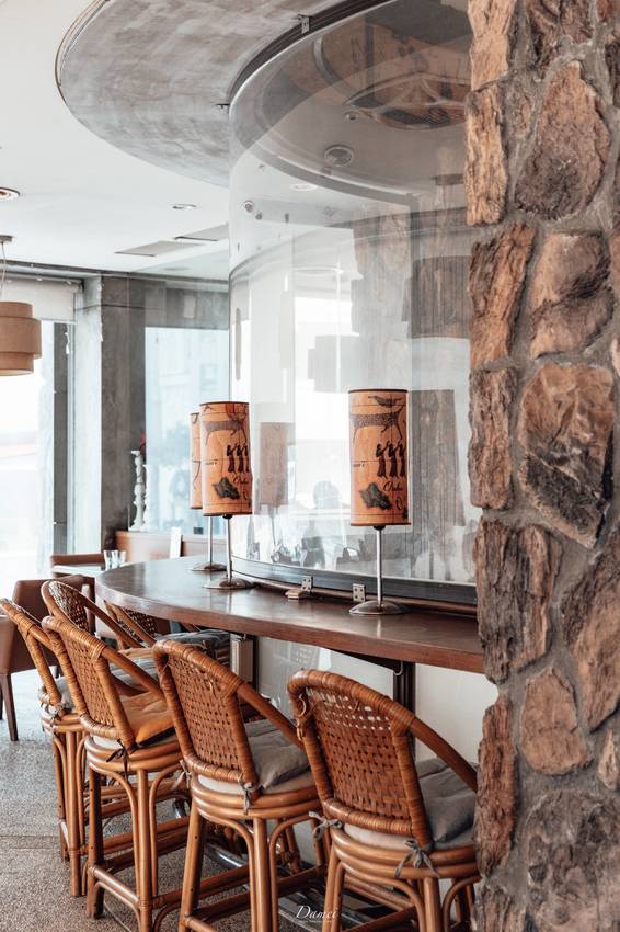 source: imgur.com 高雄左營|美國夏威夷毛伊咖啡館-老咖啡館獨特風味,冰滴咖啡深得我心