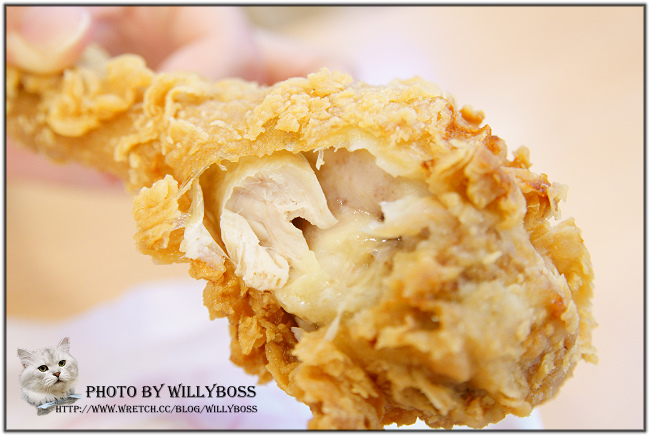 中西合璧速食南霸天-丹丹漢堡西子灣店(高雄鼓山區)