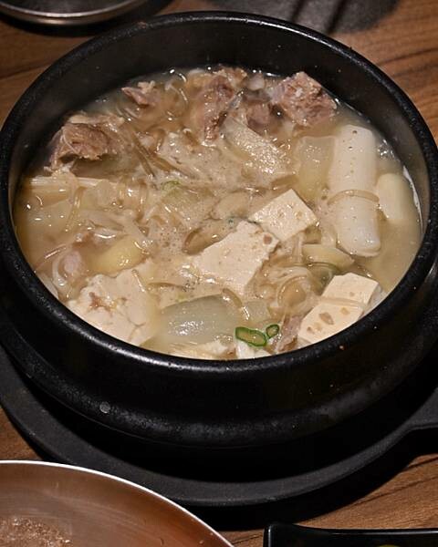 朝月冷麵王韓式料理|鼓山區美食|夏天不可不吃的韓式冷麵|豬骨湯也必來上一碗