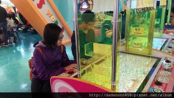 承天禪寺:土城承天禪寺油桐花步道